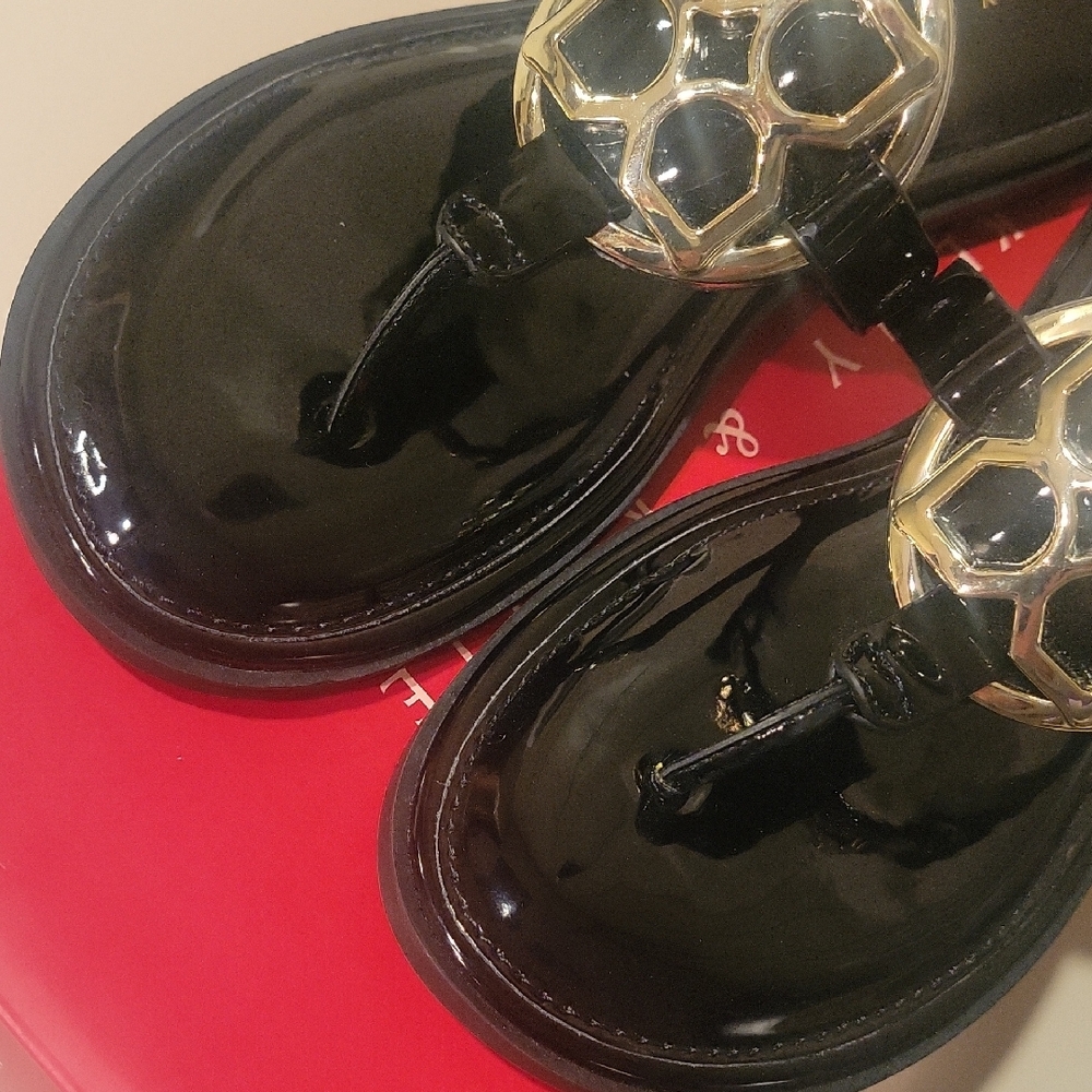 Kelly & Katie Black Sandals with Gold Accents - Picture 2 of 4